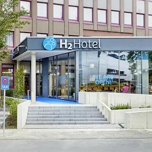 h2-hotel-dusseldorf-seestern.topcolognehotels.com/